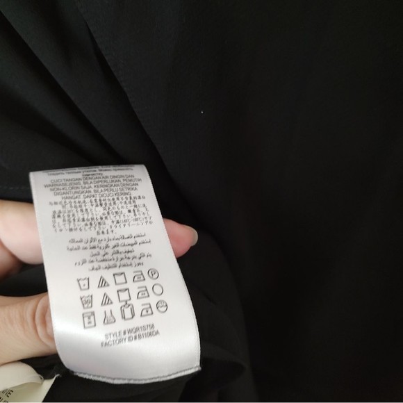 BCBG MaxAzria capelet black blouse sheer cape sleeves S - Picture 7 of 8